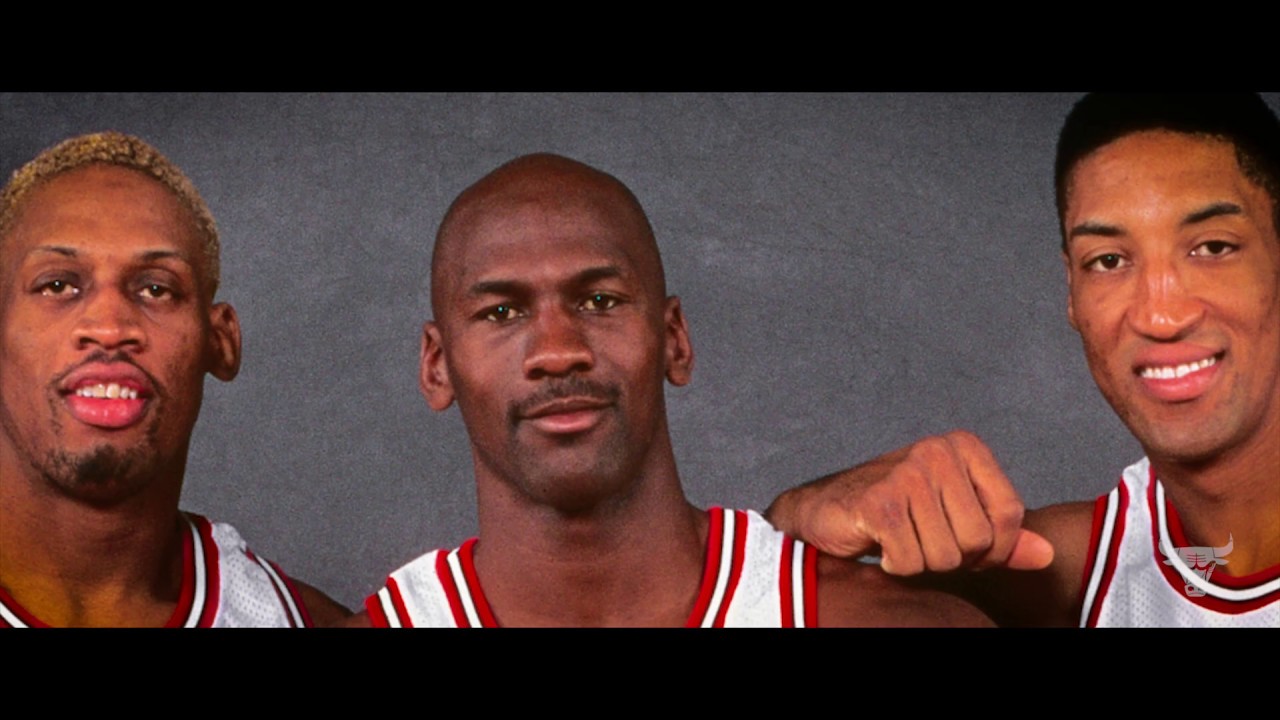 90s Chicago Bulls photos EXPLAINED - behind the scenes with photographer Bill Smith background