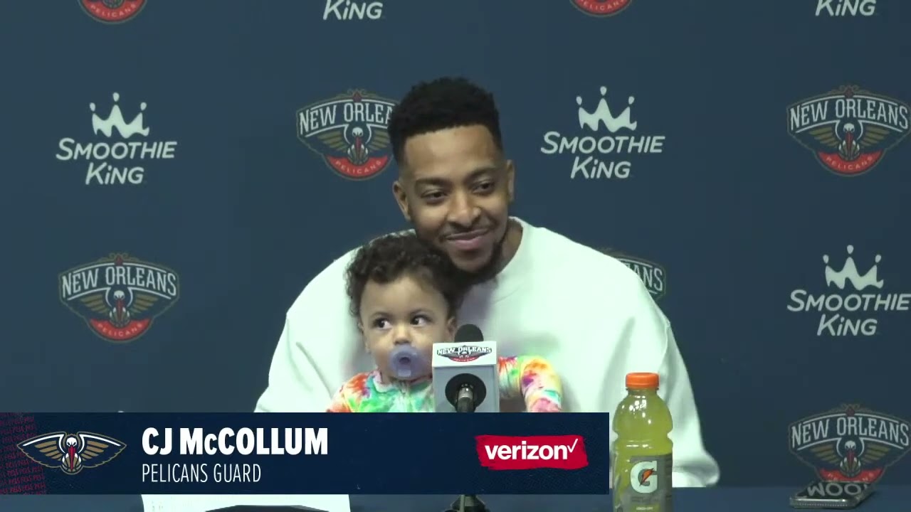 CJ McCollum on his dunk vs. Suns, team win | Pelicans Suns Postgame Interview 12/11/22 background