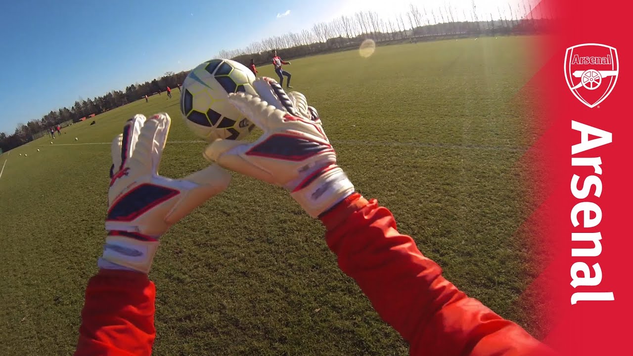 How to be an Arsenal Goalkeeper background