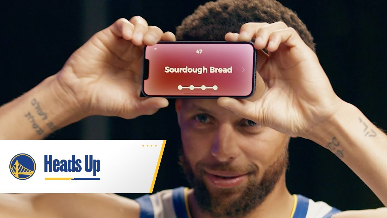 Stephen Curry & Donte DiVincenzo Compete in the Heads Up Challenge! background