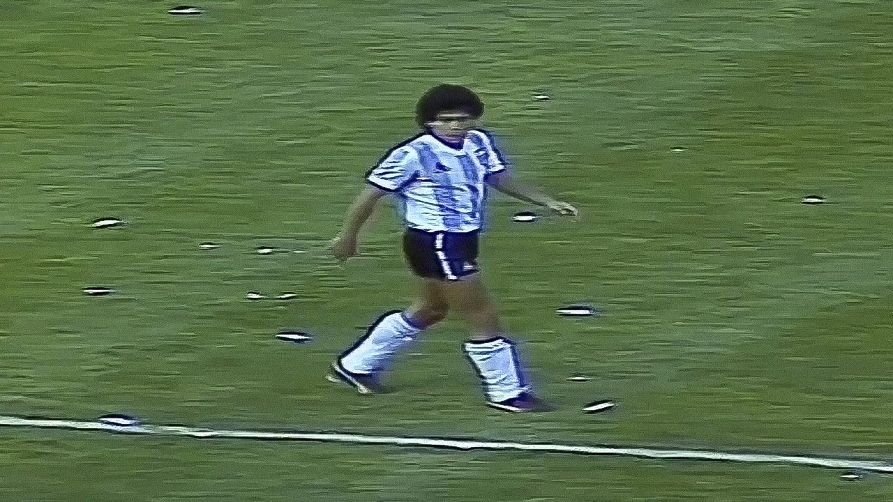 Prime Diego Maradona was UNTOUCHABLE!🔥 background