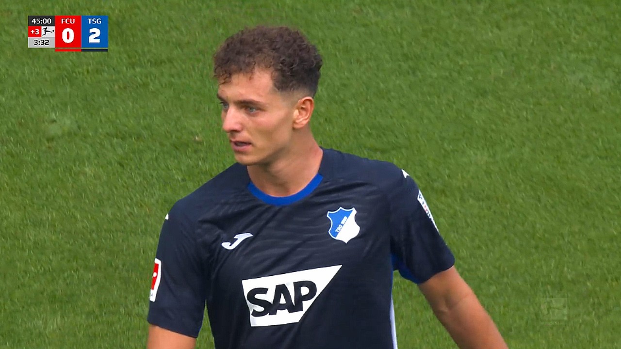The Most Slept-On Striker in Europe: Fisnik Asllani đ background
