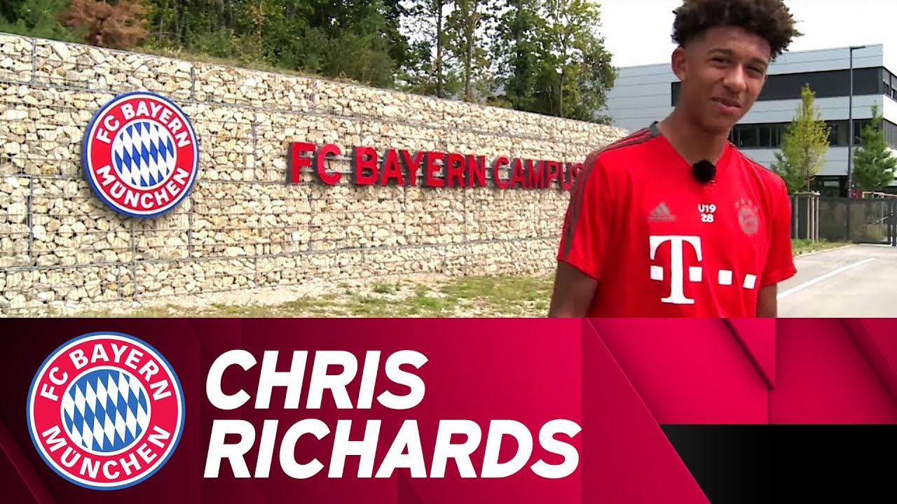 A day with Chris Richards at FC Bayern Campus #FollowMeAround background