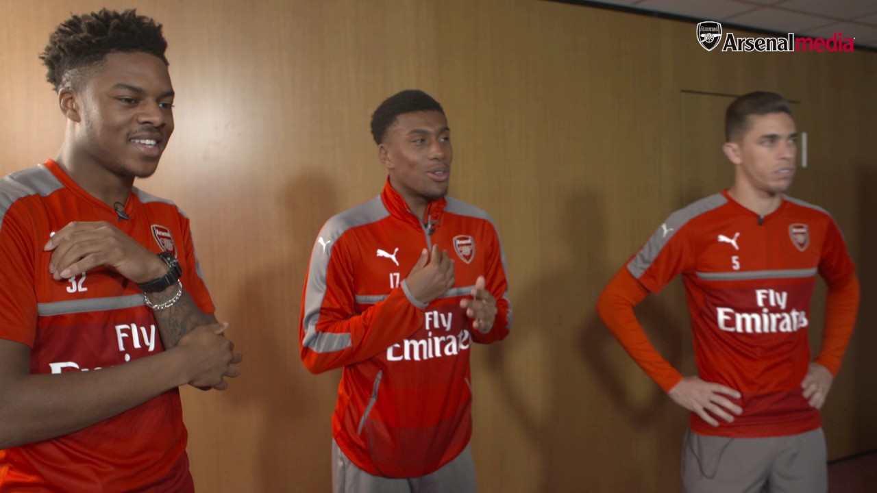 Mustafi pranks his teammates | Halloween prank