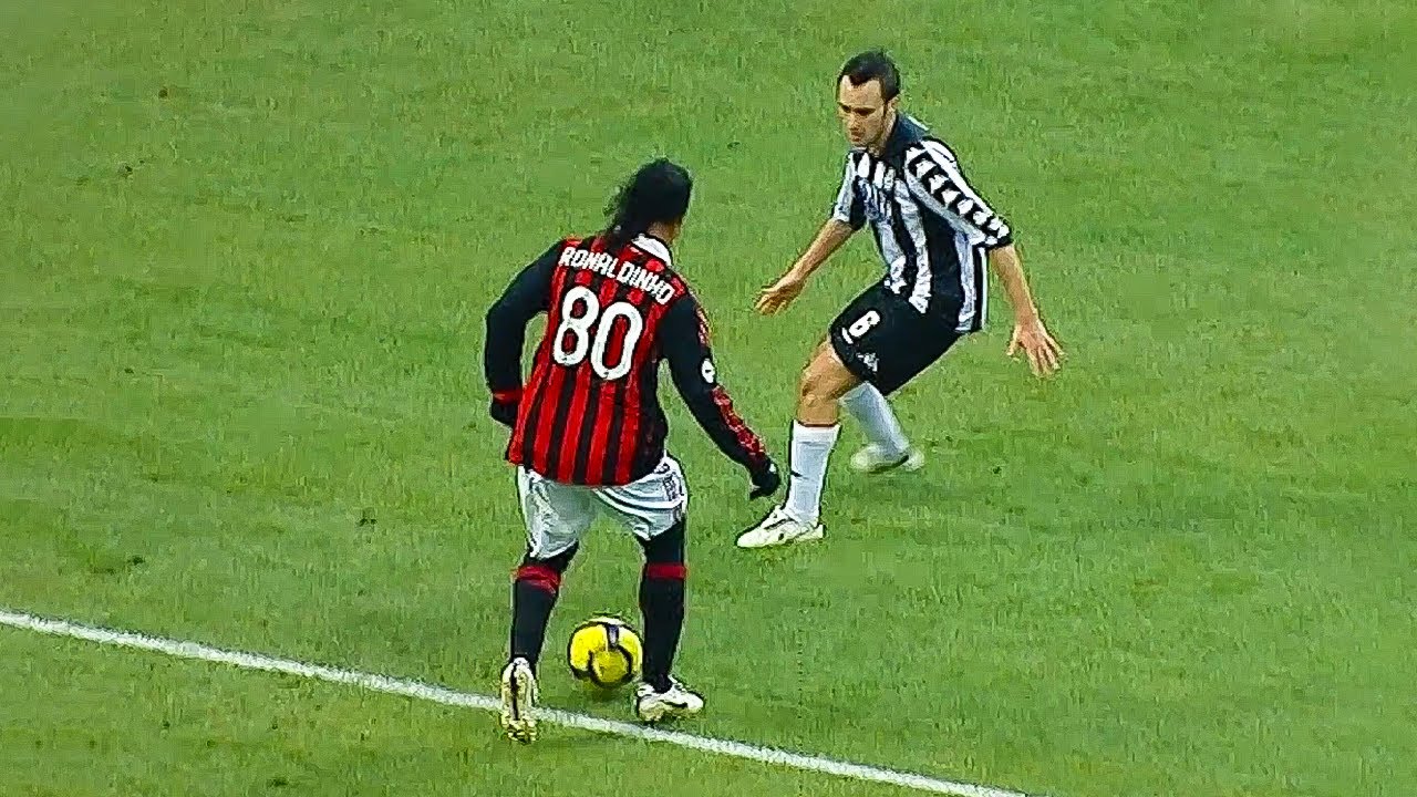 Prime Ronaldinho at AC Milan Was Untouchable