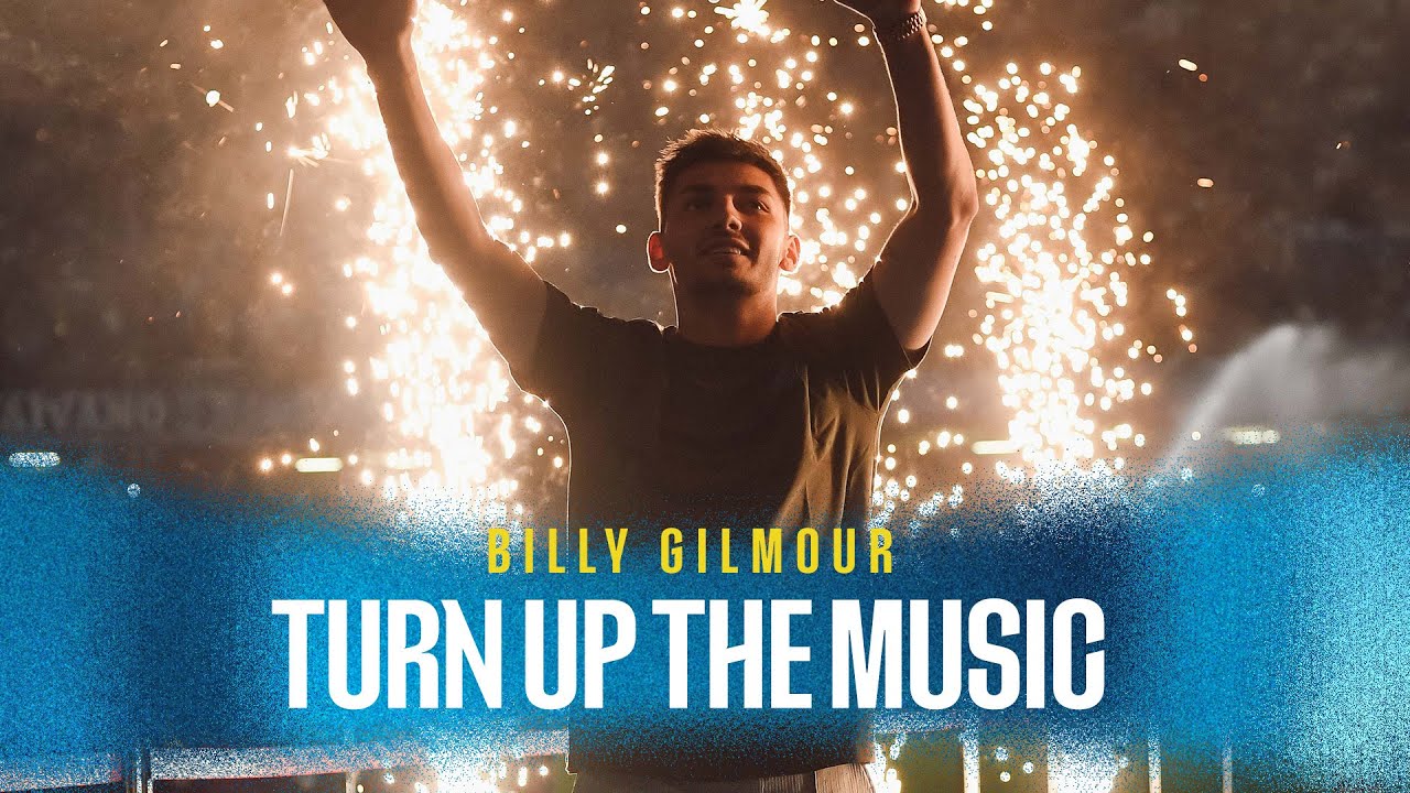 #TurnUpTheMusic | Gilmour è finalmente azzurro! background