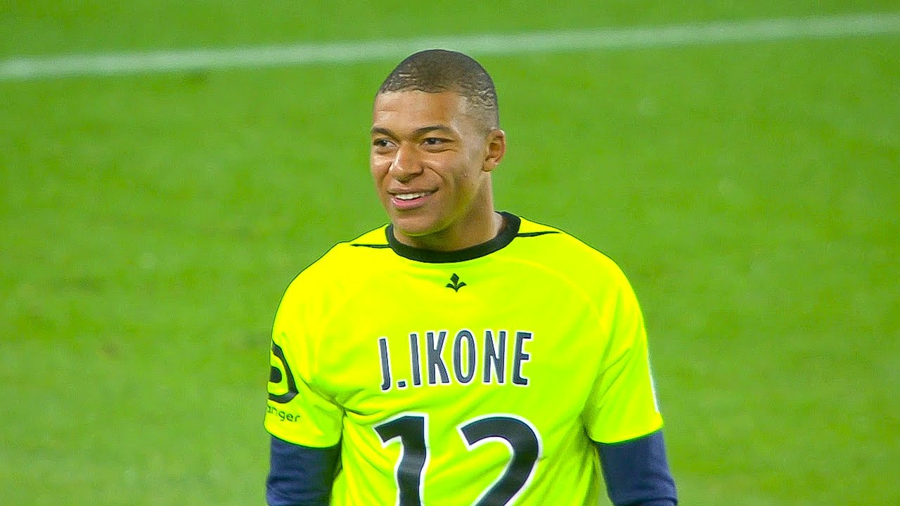 This version of Mbappé was SPECIAL background