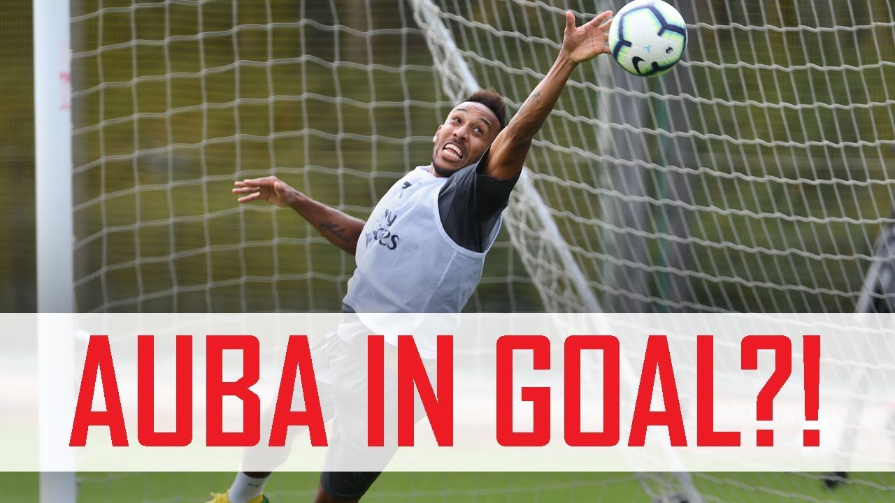 ๐ค Aubameyang in goal?! Plus Mkhitaryan's free-kick madness | Behind the scenes background