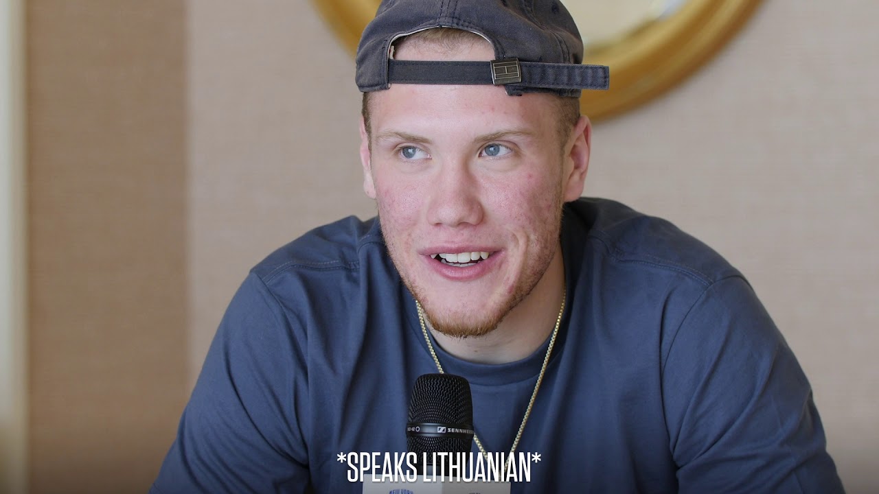Mitch's Block Party Episode 7: Iggy Gets a New Nickname in Vegas background