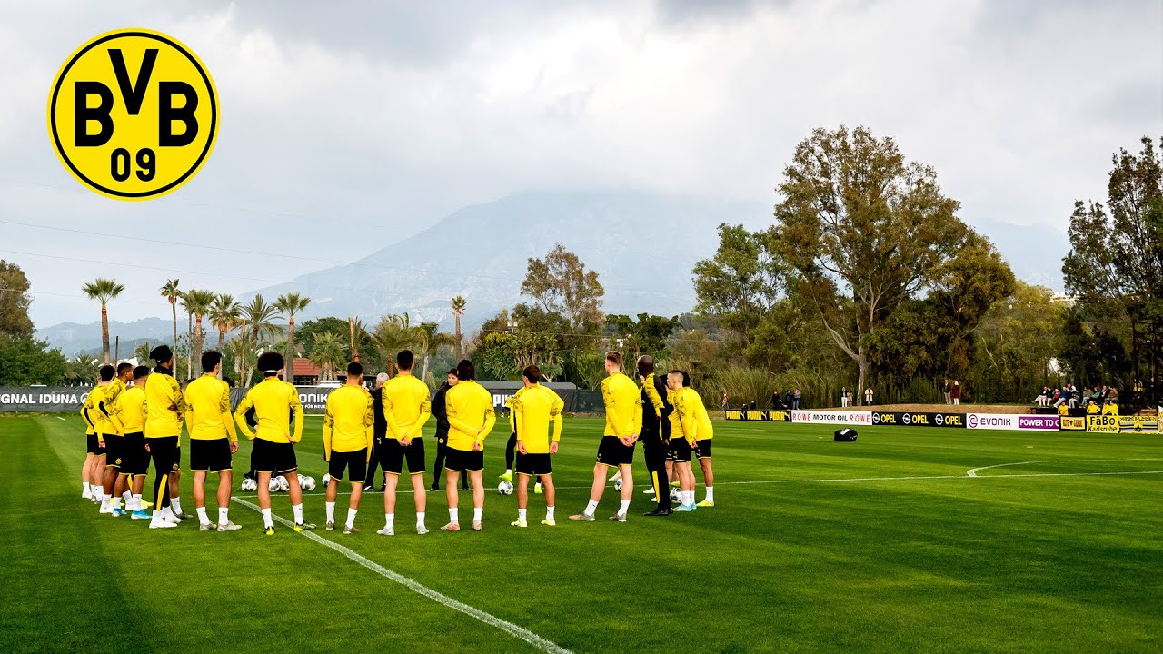 Team start on the pitch, Haaland & Reus train individual | Inside Training | BVB in Marbella background