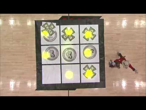 Trail Blazers Fans Play the Worst Tic-Tac-Toe Game of All Time background