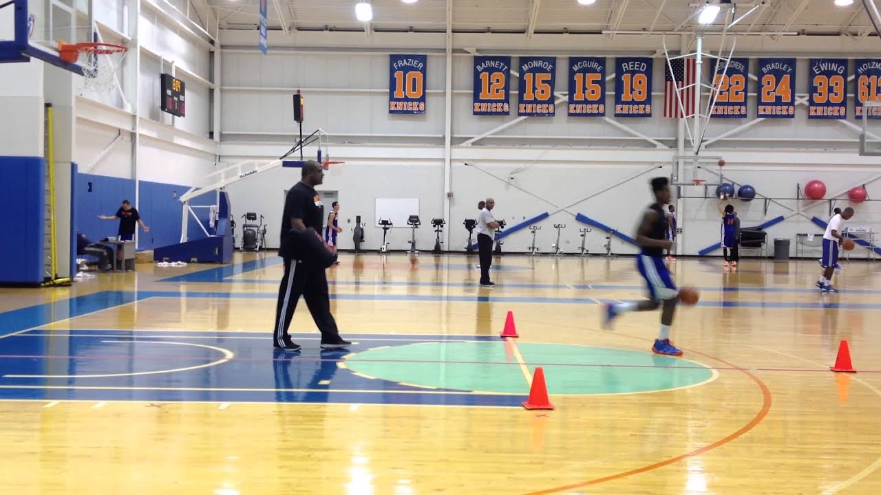 Iman Shumpert At Practice - December 30 background