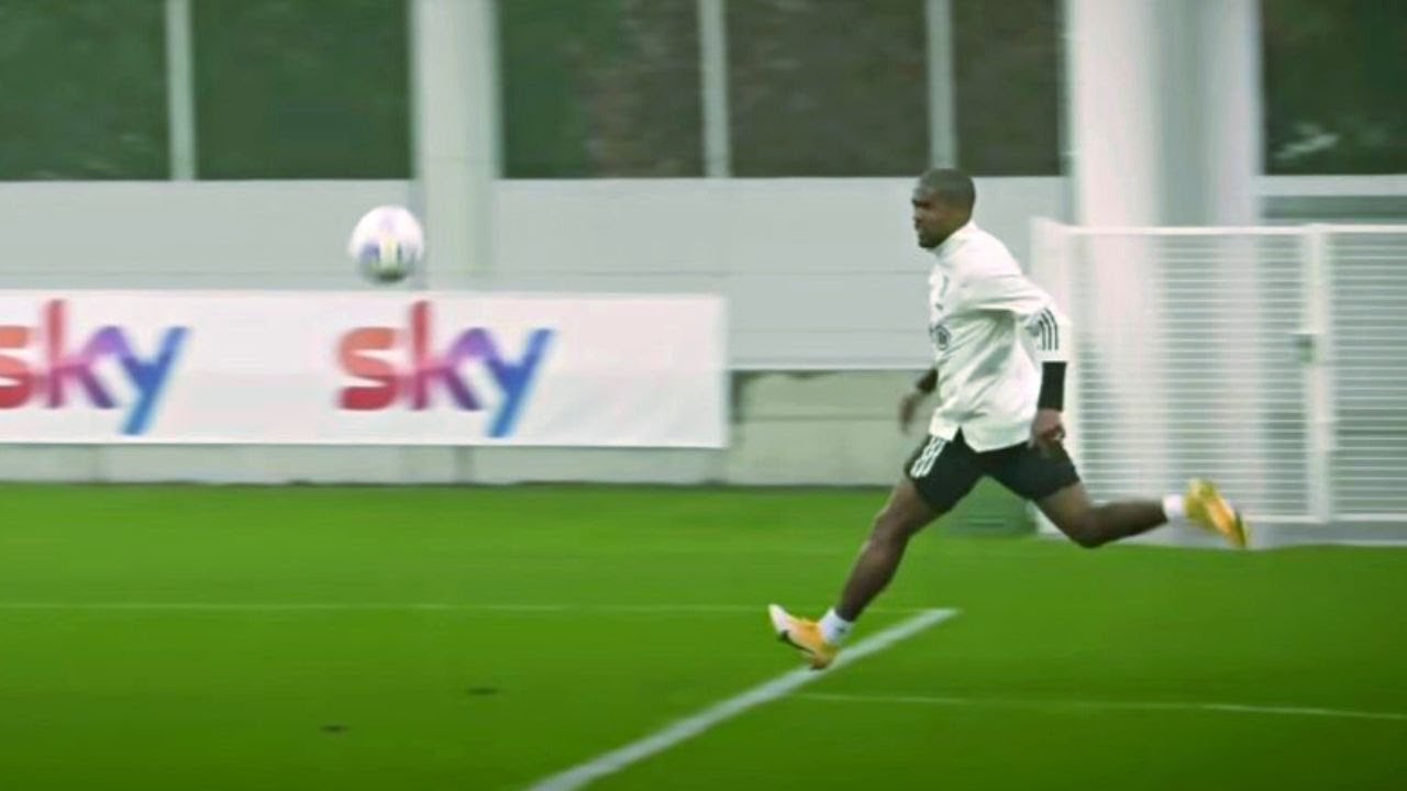 🚀 Super Volleys & Pass and Shoot practice! | Juventus Training