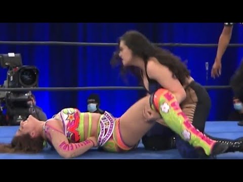the real queens of the world wrestling