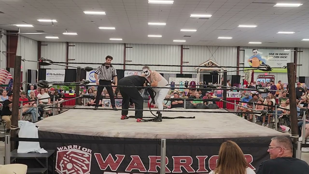 Sauron vs Scarecrow (Bull Rope Match) - WPW 7/24/26