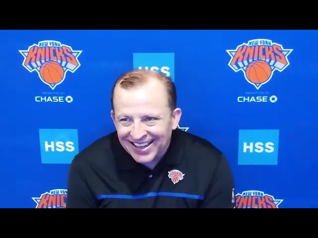 Knicks Training Camp Day 4: Tom Thibodeau background