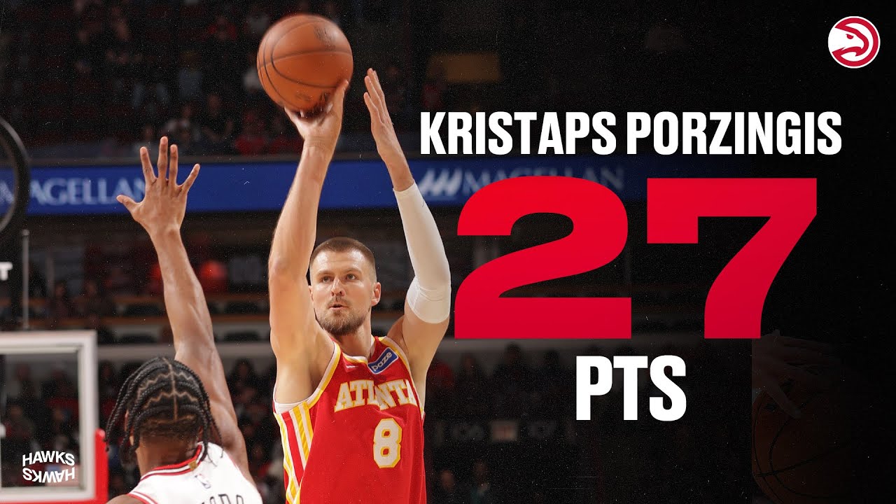 Kristaps Porzingis drops 27 points in return to Hawks lineup background