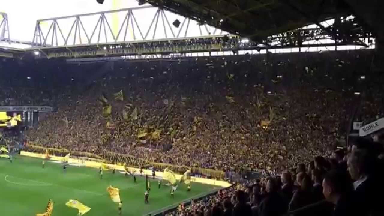 Die besten Fans der Welt sagen "Auf Wiedersehen". ❤️ Echte Liebe. background