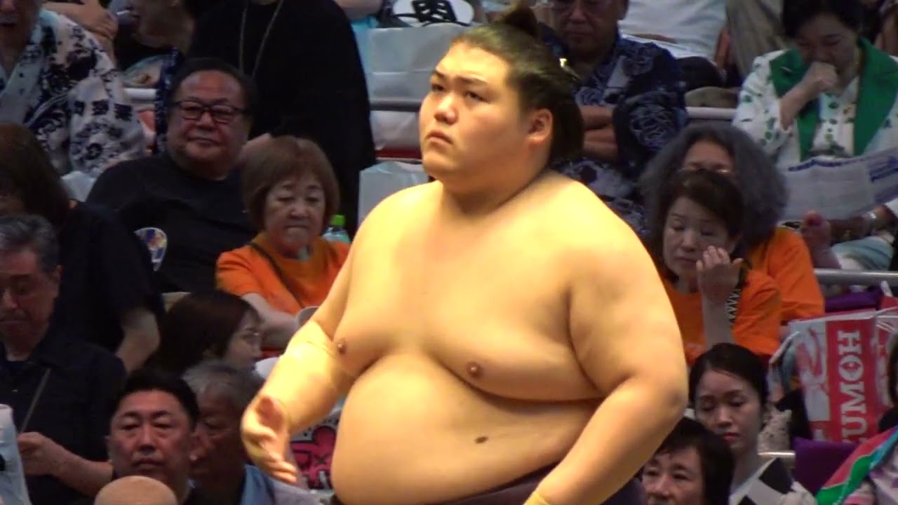 伯乃富士 vs 王鵬【大相撲令和8年7月場所】15日目 HAKUNOFUJI vs OHO【SUMO JUL DAY15】2026/07/26 名古屋場所 background