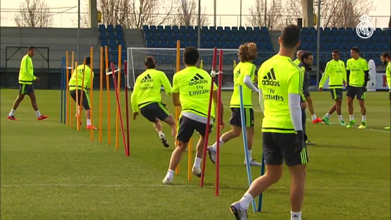 Real Madrid complete final training session before the Celta game background