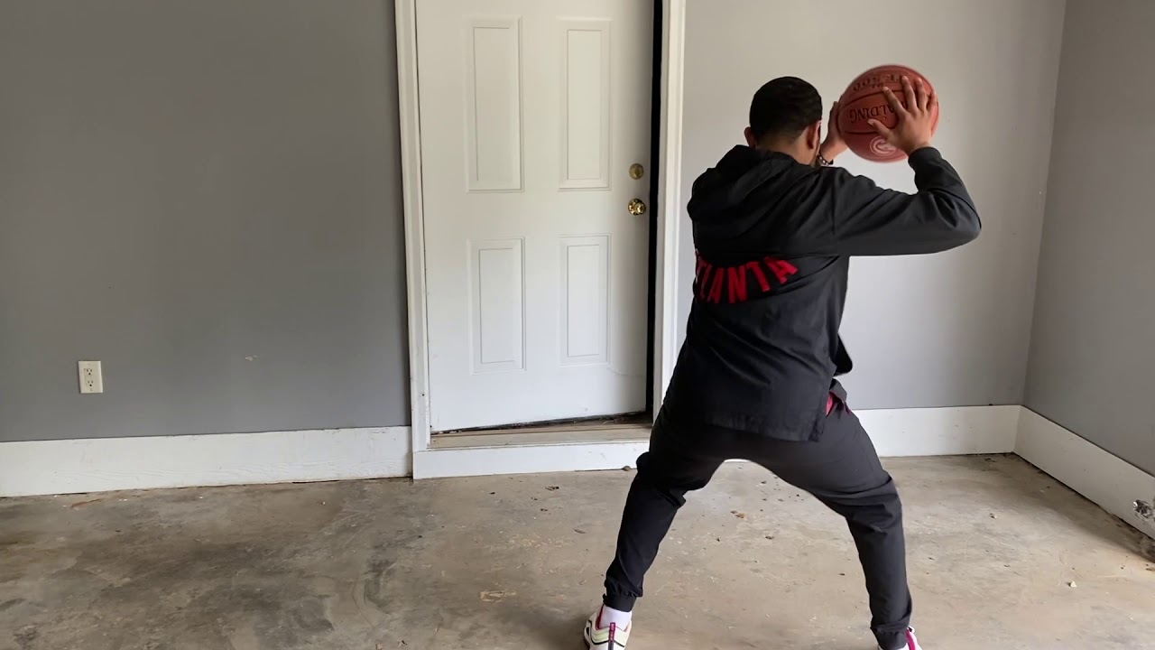 Jump Stop Pivots (Beginner Footwork) background