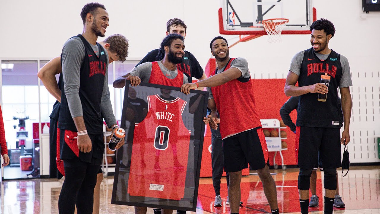 COBY WHITE SURPRISED AT PRACTICE | Chicago Bulls Minicamp: All Access (Episode 1) background