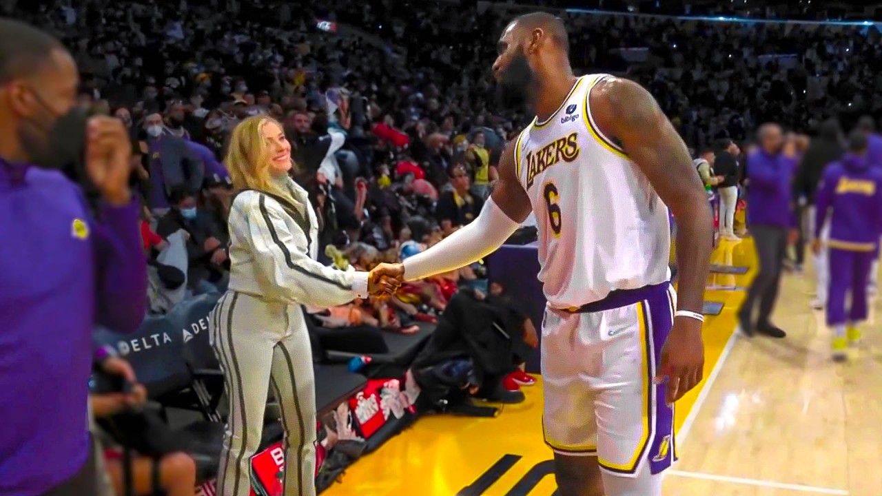 Celebrities at NBA Games ! background