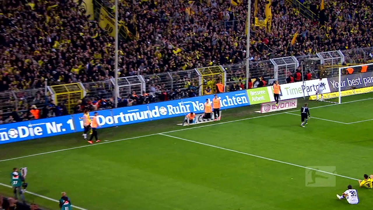 Shinji Kagawa: Best Of 2010-2012 | BVB background