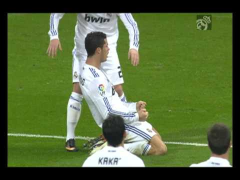 Cristiano Ronaldo breaking records background