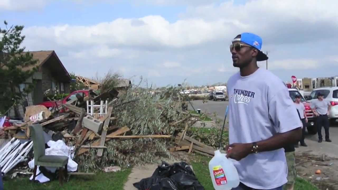 Ibaka Visits Moore background