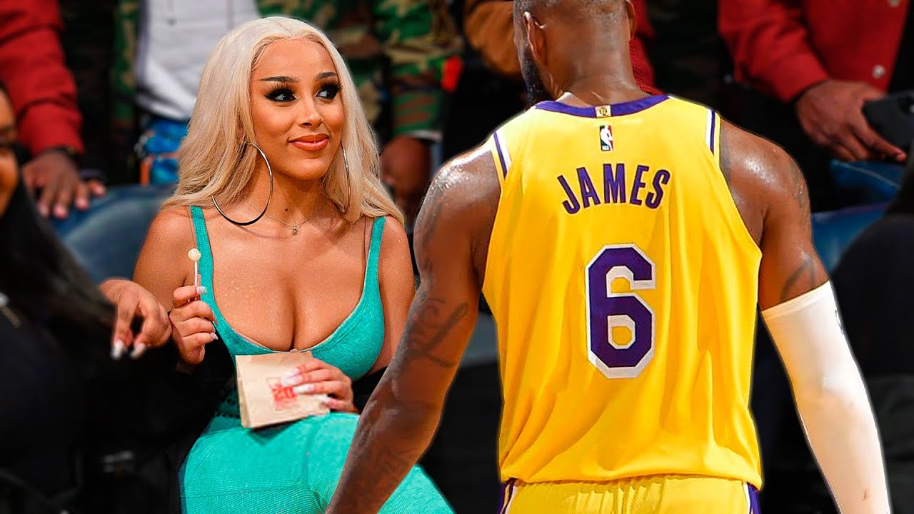 Celebrities at NBA Games background
