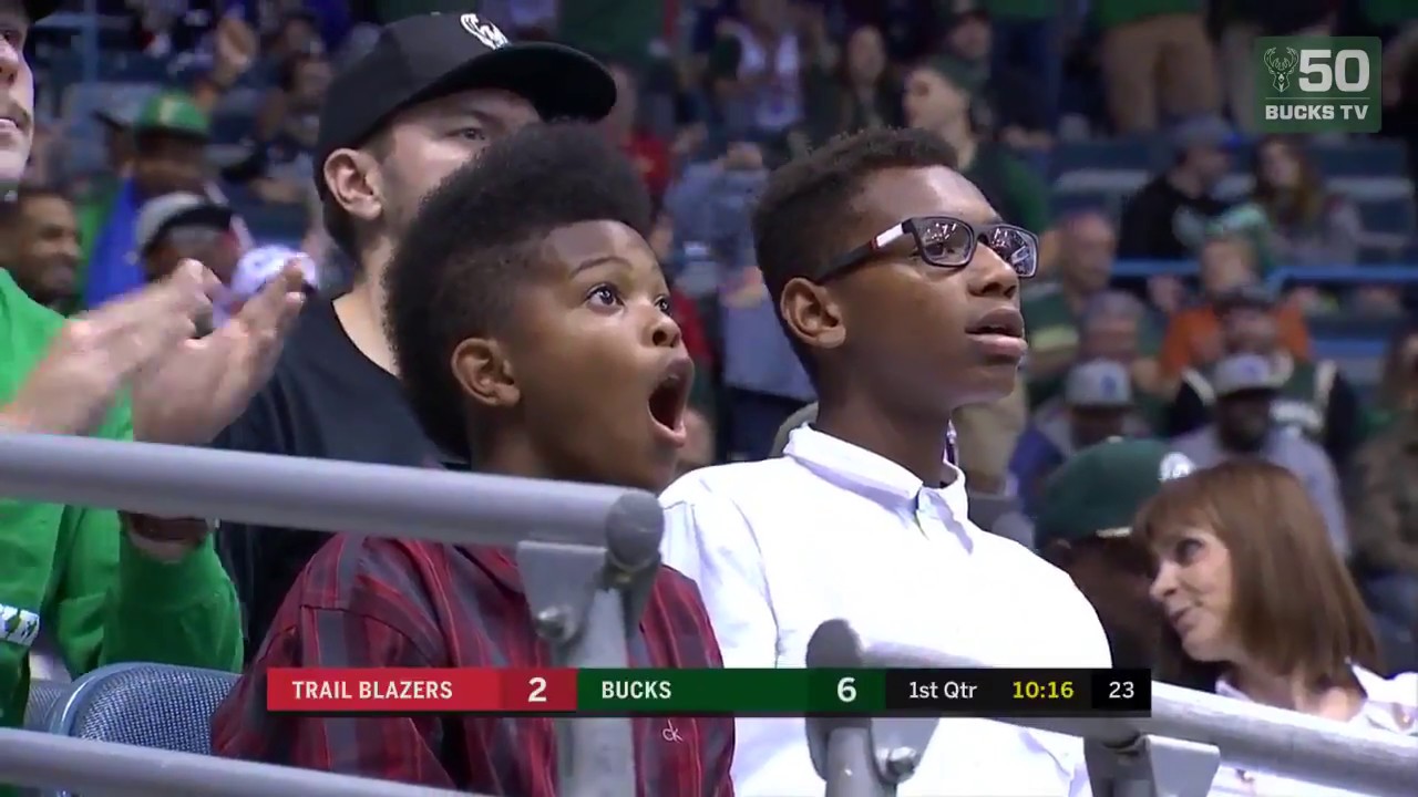 Complete Highlights: Giannis Antetokounmpo Career High 44 Points | 10.21.17 background
