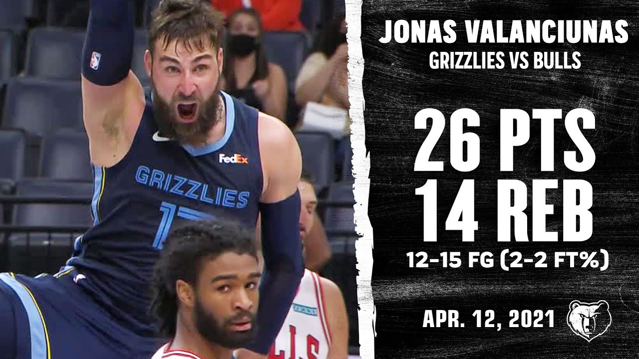 Jonas Valanciunas Drops THUNDEROUS Clutch Time Double-Double vs Bulls | NBA Season 2020-21 background