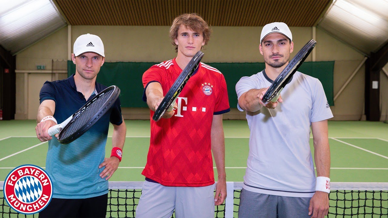 ThoMats #9 | Tennis Challenge w/ Alex Zverev | Müller vs. Hummels background