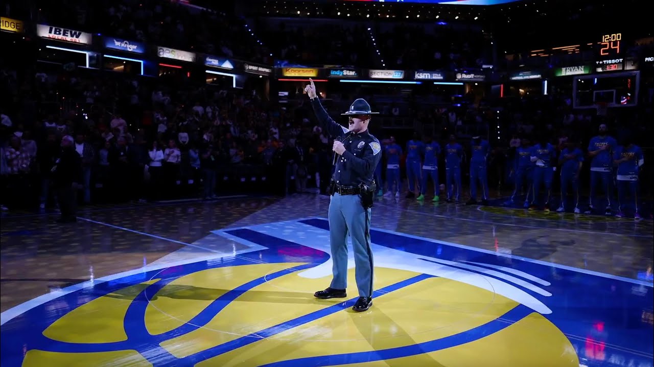 Indiana State Trooper Kevin King INCREDIBLE National Anthem Performance | Pacers vs. Bulls background