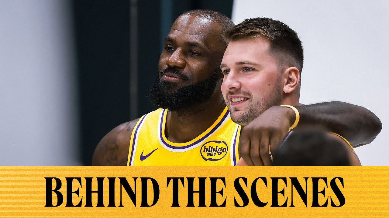 What Do Lakers Players do on Media Day? background