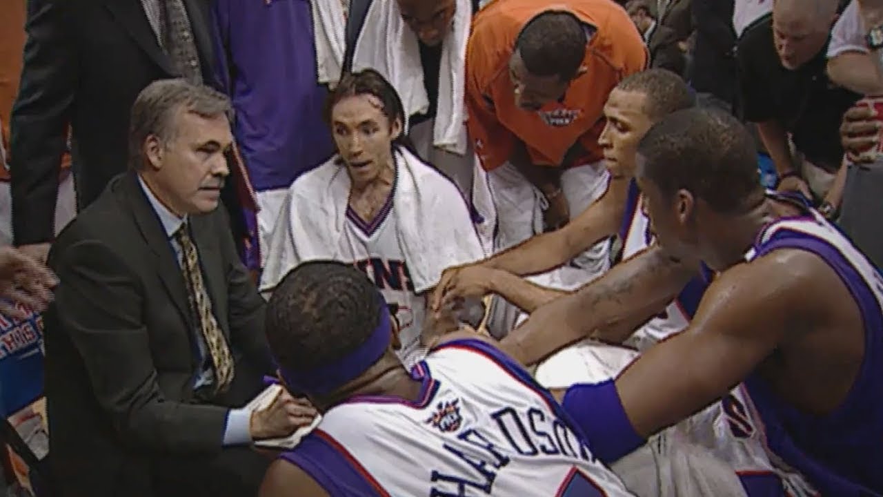 The Phoenix Suns and the legendary 7 Seconds or Less Offense that would change the game. background