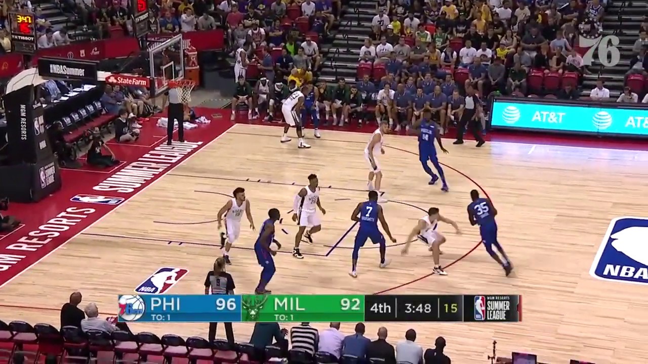 Marial Shayok | Highlights vs Milwaukee Bucks (7.5.19) background