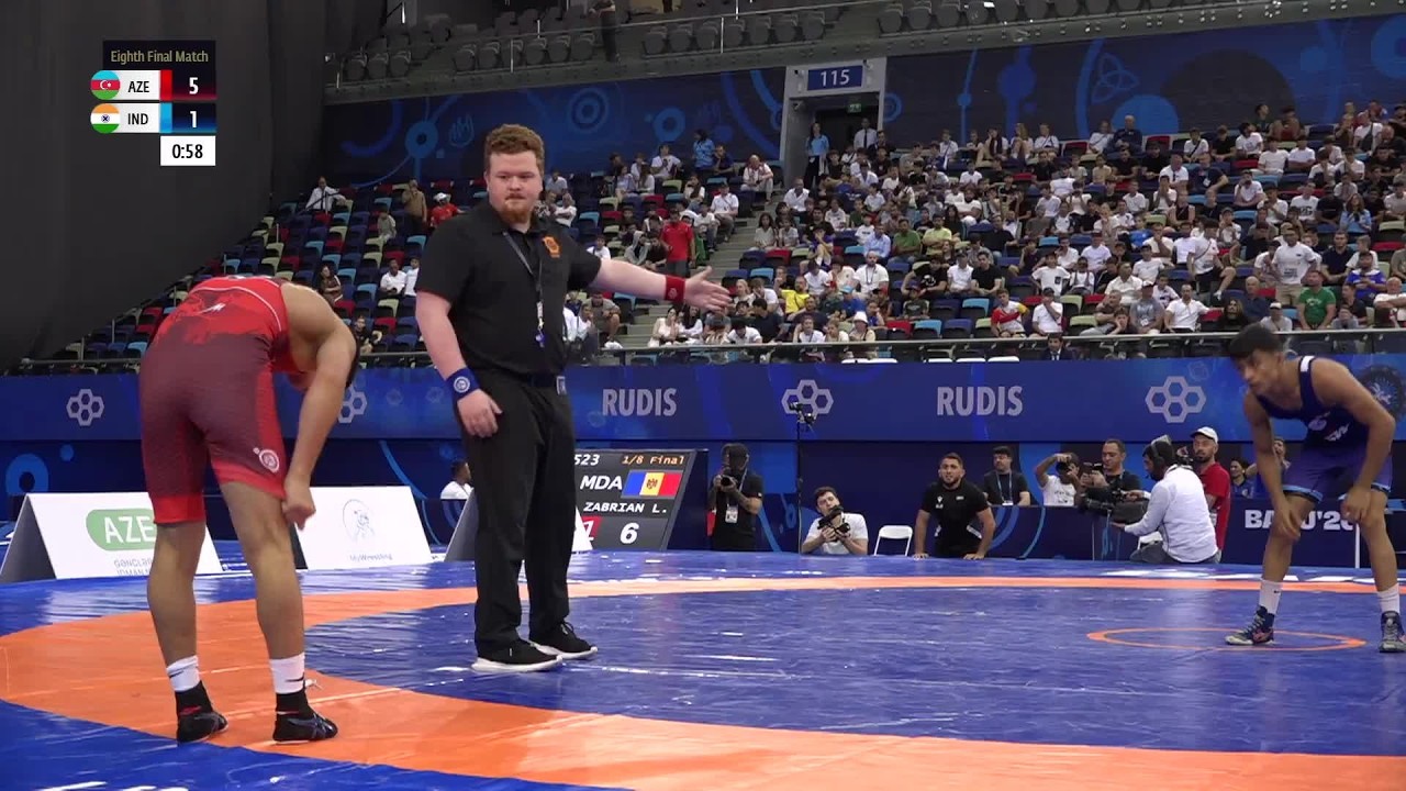Wait until you see what Aaryan AARYAN (IND) did to the crowrd after beating Huseyn RZAZADE (AZE) background