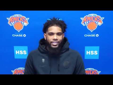 Knicks Training Camp Day 3: Myles Powell background