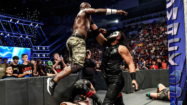 Haku and MFTs lay out Damian Priest, R-Truth and War Raiders: SmackDown highlights, July 31, 2026 background
