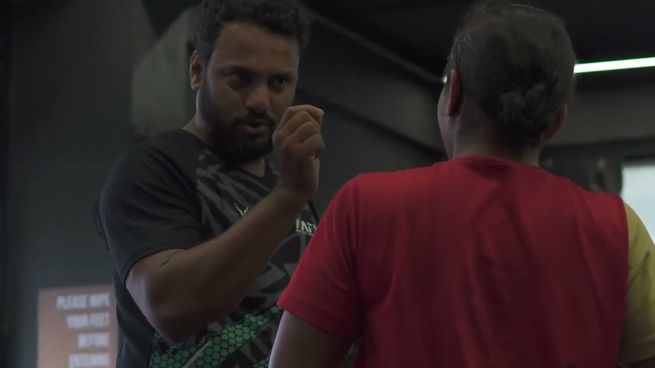 Vlog 3. The team learns the concept of control i wrestling and goes through the daily practice. background