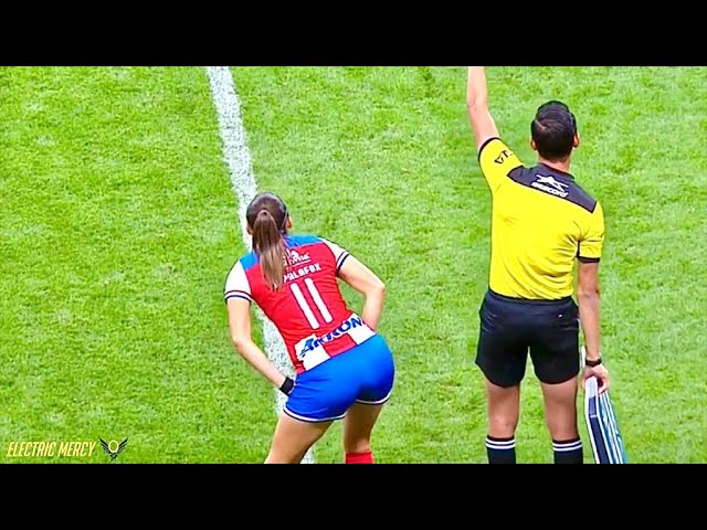 When The Referee Does The Unexpected background