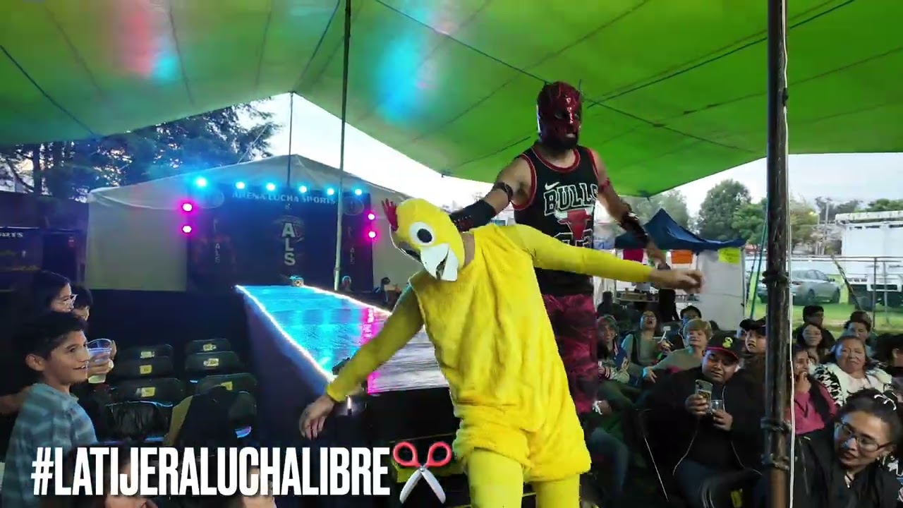 Red Demon y Osiris 🆚 El Pollo y Lobo de Oro en la Arena Lucha Sports background