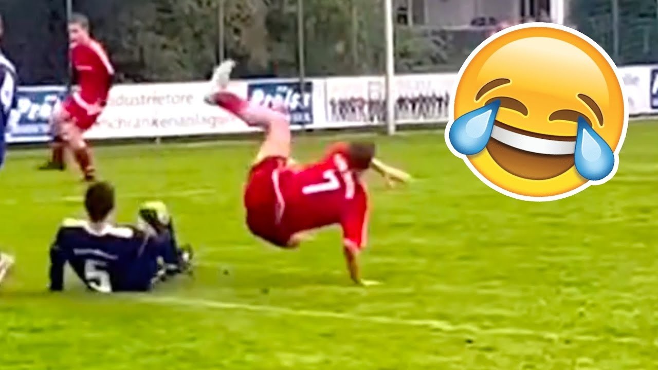 Funny Football FAILS & SKILLS 𤣠#54 background