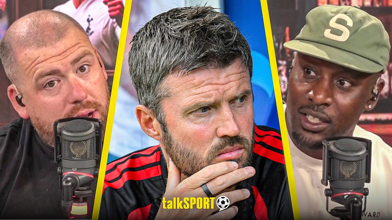 "WHY SHOULD YOU BE?!" Manchester United Fan Makes BOLD CLAIM About Next Season background