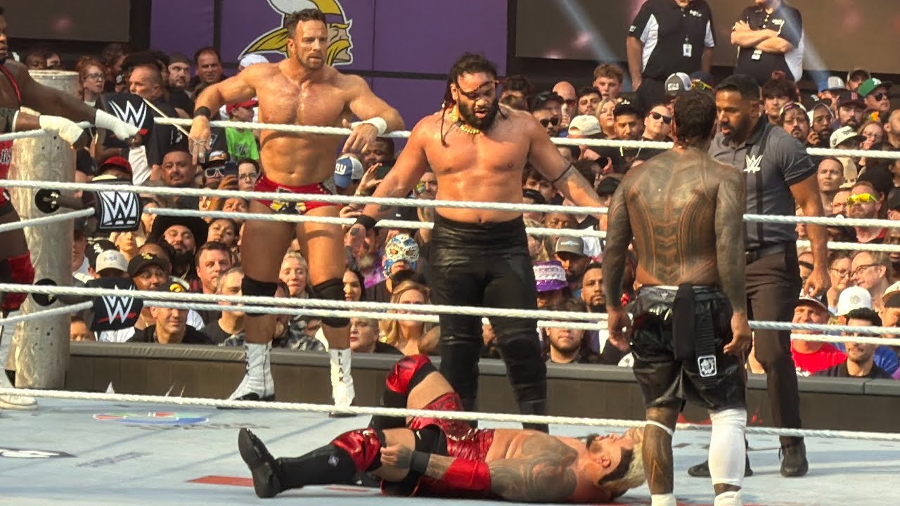 The Bloodline vs Solo Sikoa LA Knight & Royce Keys Full Match | WWE SummerSlam 2026 background