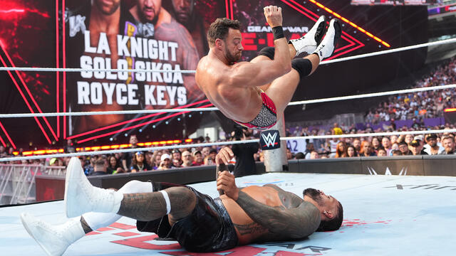 LA Knight, Solo Sikoa & Royce Keys vs. Jacob Fatu & The Usos: SummerSlam 2026 highlights background