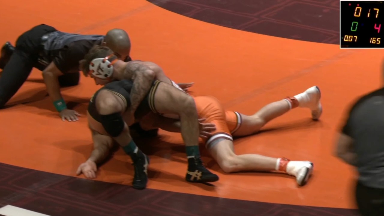165lbs Mac Church (Virginia Tech) vs Anthony Conetta (App State) background