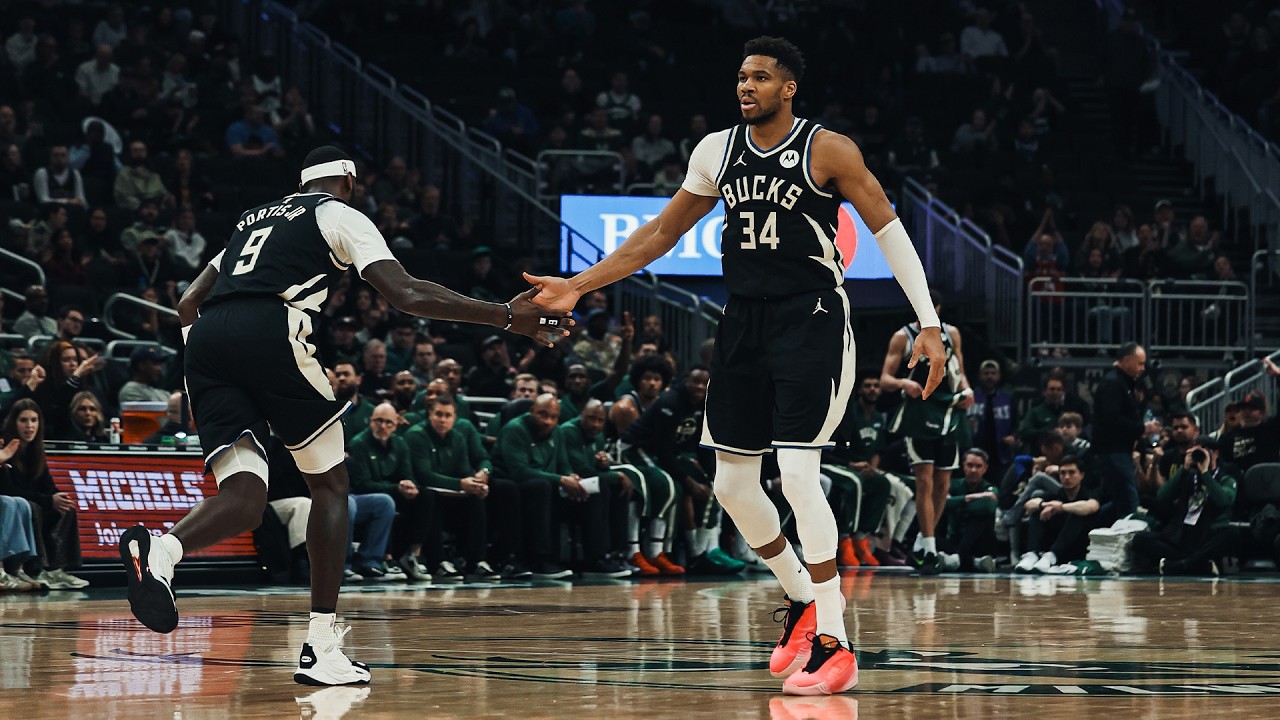 Highlights: Bucks 134 - Pacers 123 | 03.15.26 background